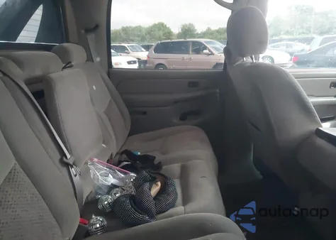 2005 Chevrolet Avalanche 1500 Ls from USA, damaged, VIN 3GNEC12Z55G272567